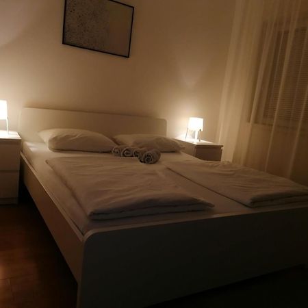 Veliki Park Villa Šabac Kamer foto